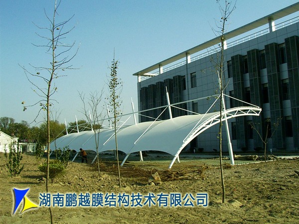 山鹰纸业膜结构车棚